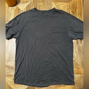 Lululemon Athletica Black Short Sleeve Tee